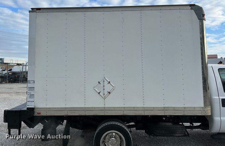 image for item EK4192 2014 Ford F450 Super Duty XL box truck