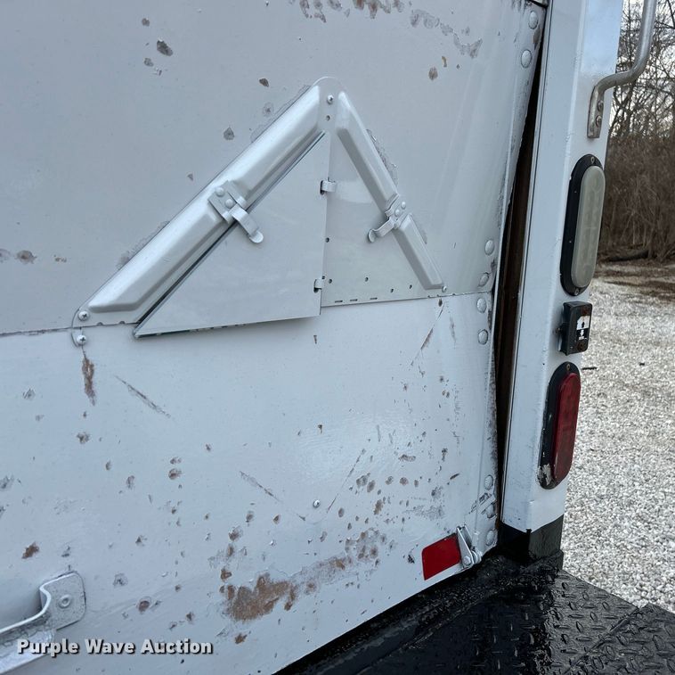 image for item EK4192 2014 Ford F450 Super Duty XL box truck