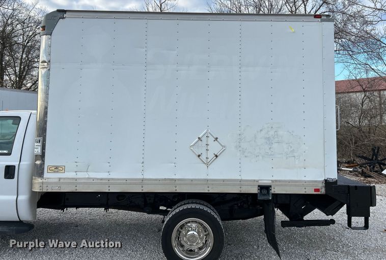 image for item EK4192 2014 Ford F450 Super Duty XL box truck