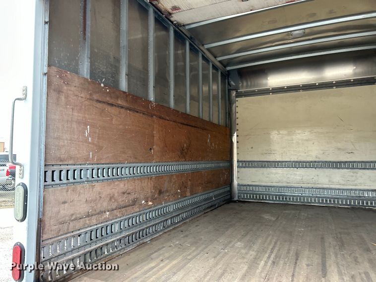 image for item EK4192 2014 Ford F450 Super Duty XL box truck