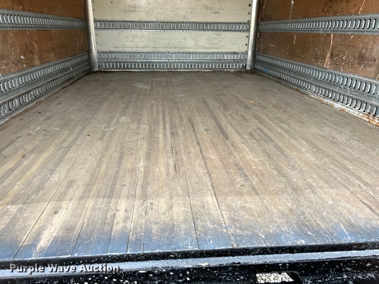 image for item EK4192 2014 Ford F450 Super Duty XL box truck