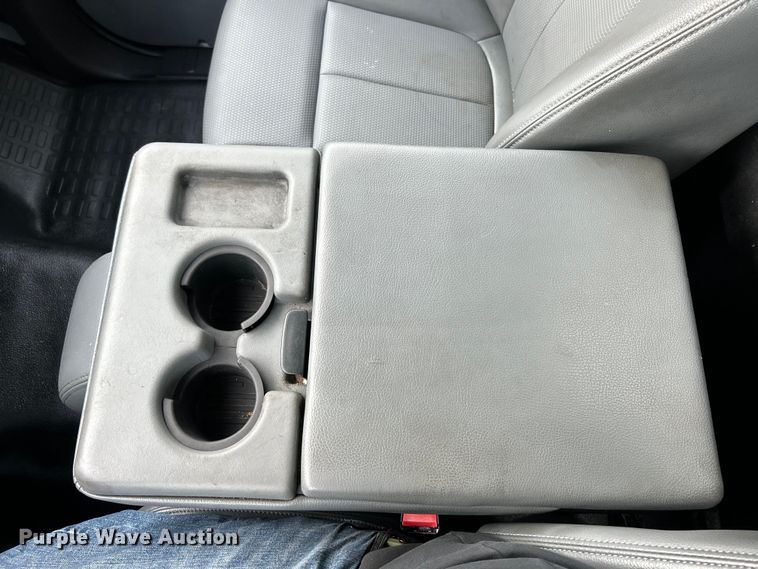 image for item EK4192 2014 Ford F450 Super Duty XL box truck