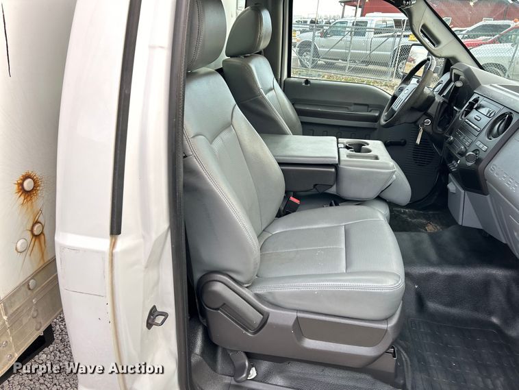 image for item EK4192 2014 Ford F450 Super Duty XL box truck