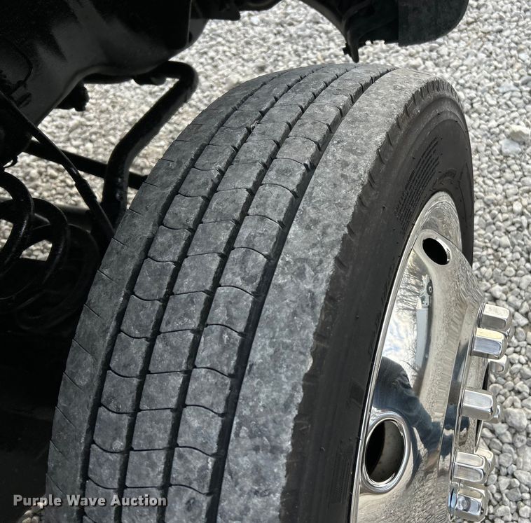 image for item EK4192 2014 Ford F450 Super Duty XL box truck