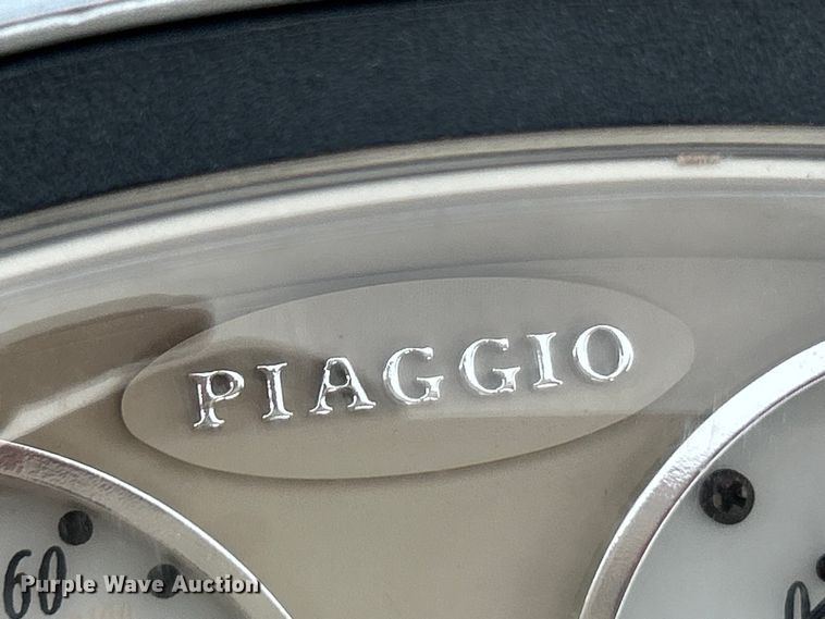 image for item EK4197 2003 Piaggio LT150 scooter