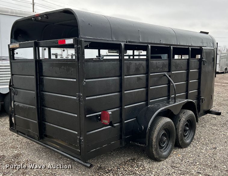 image for item EK4198 1977 W-W Trailer Mfg livestock trailer