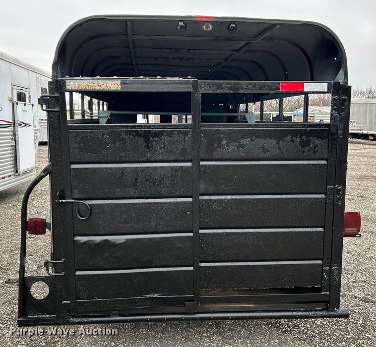 image for item EK4198 1977 W-W Trailer Mfg livestock trailer