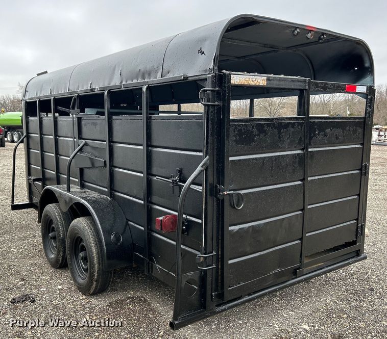 image for item EK4198 1977 W-W Trailer Mfg livestock trailer