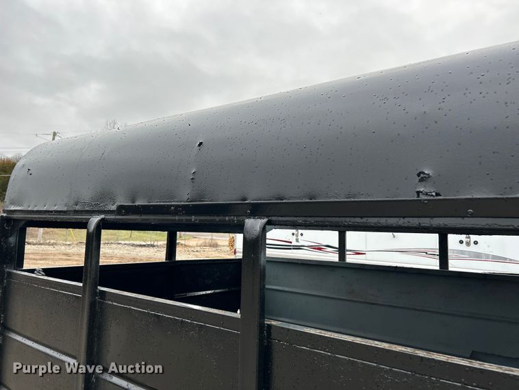 image for item EK4198 1977 W-W Trailer Mfg livestock trailer