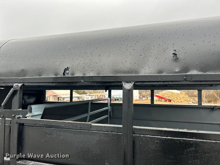 image for item EK4198 1977 W-W Trailer Mfg livestock trailer