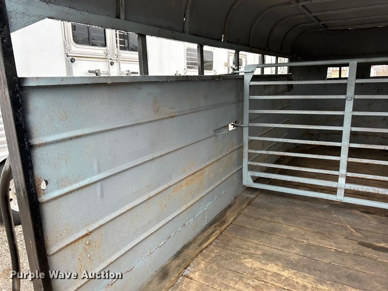 image for item EK4198 1977 W-W Trailer Mfg livestock trailer