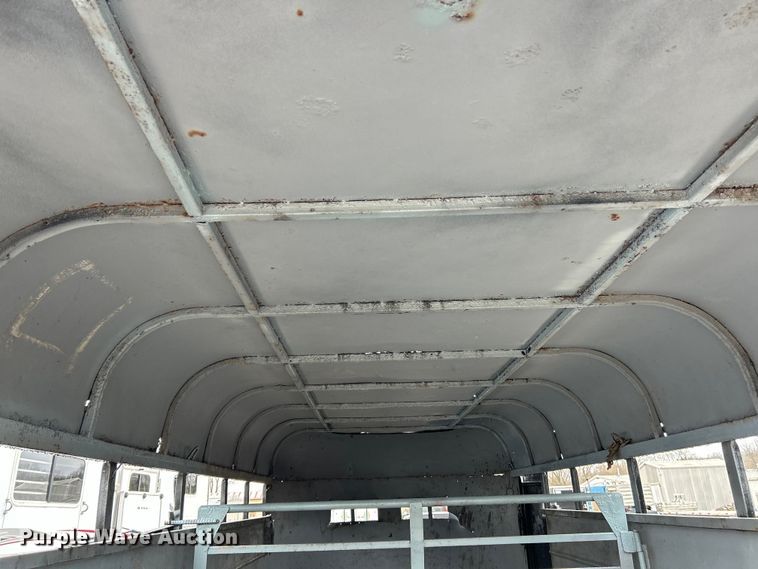 image for item EK4198 1977 W-W Trailer Mfg livestock trailer