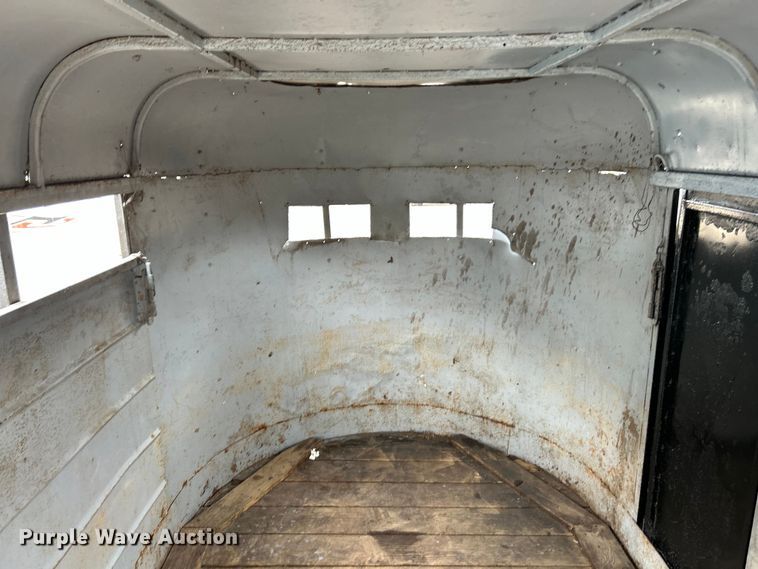 image for item EK4198 1977 W-W Trailer Mfg livestock trailer