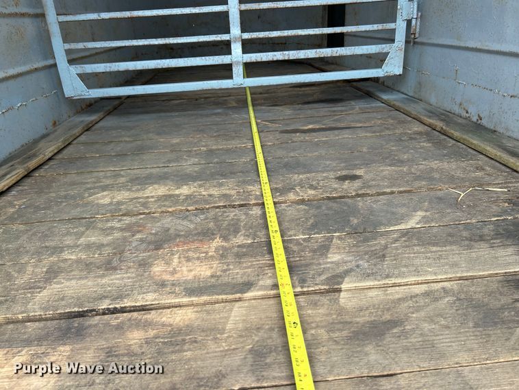 image for item EK4198 1977 W-W Trailer Mfg livestock trailer