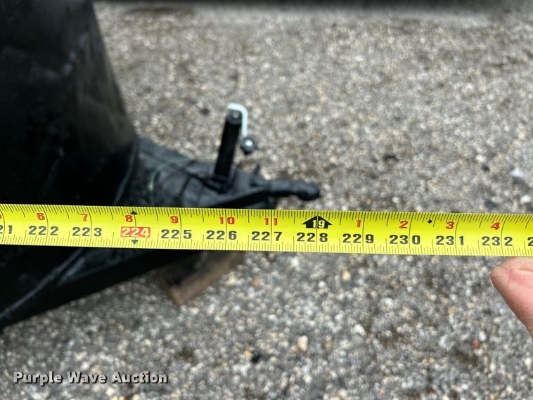 image for item EK4198 1977 W-W Trailer Mfg livestock trailer