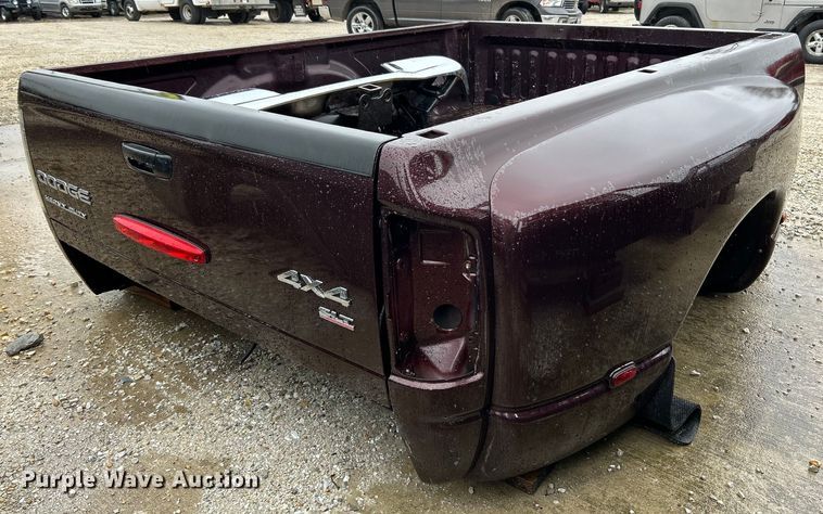 image for item EK4254 2004 Dodge  Ram 3500 pickup bed 
