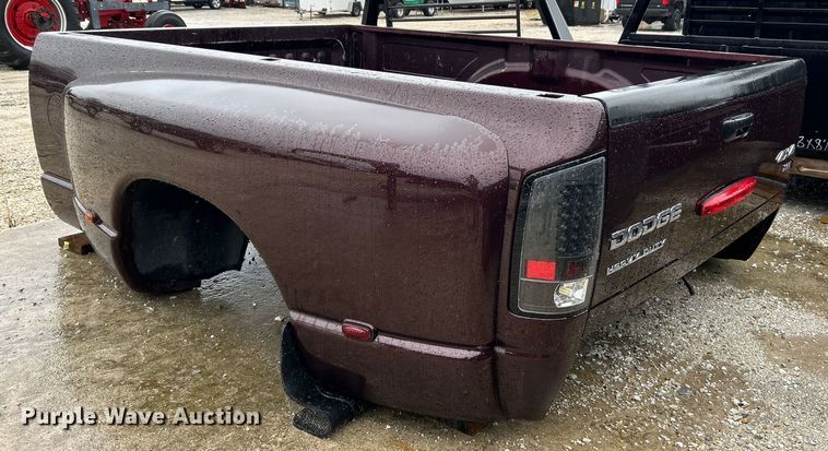 image for item EK4254 2004 Dodge  Ram 3500 pickup bed 
