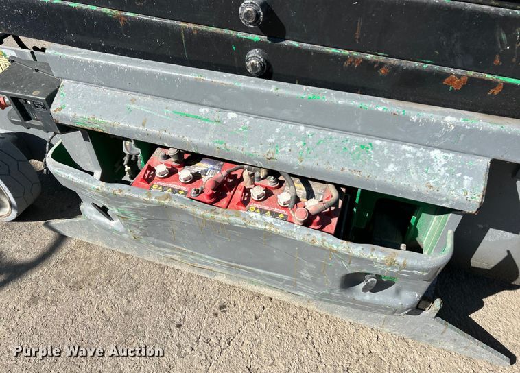 image for item EK4266 2008 JLG 3246 ES scissor lift