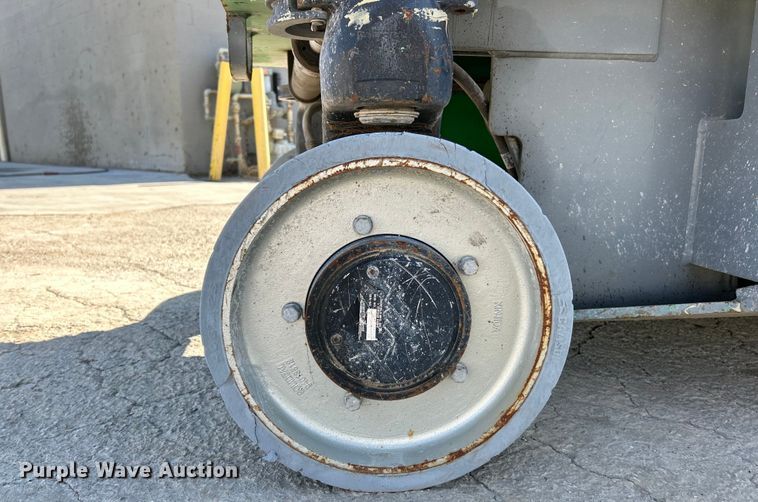 image for item EK4266 2008 JLG 3246 ES scissor lift