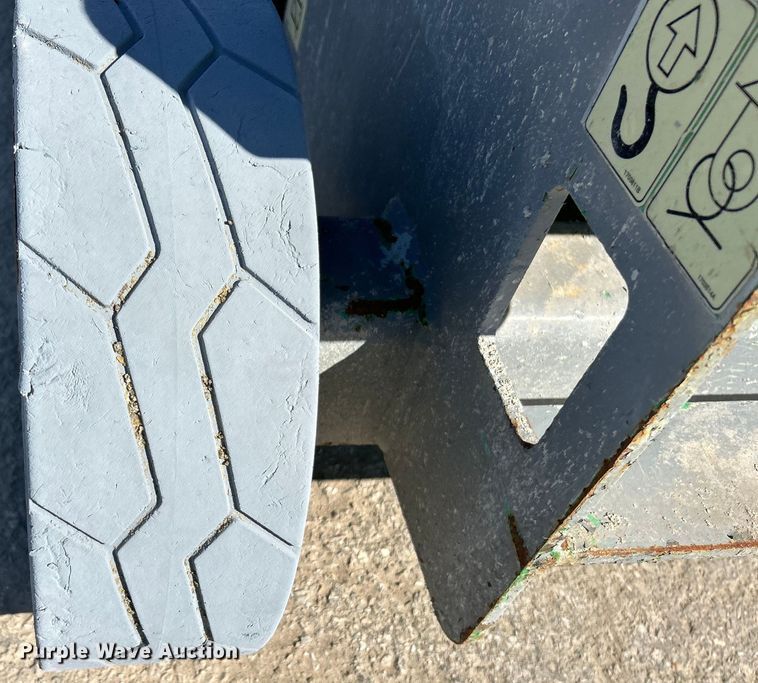 image for item EK4266 2008 JLG 3246 ES scissor lift