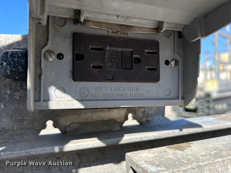 image for item EK4268 2007 JLG 3246 ES scissor lift