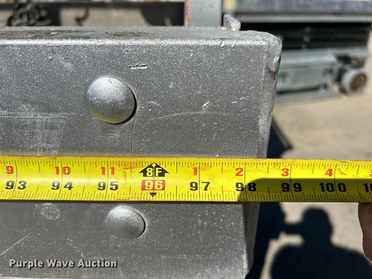 image for item EK4268 2007 JLG 3246 ES scissor lift