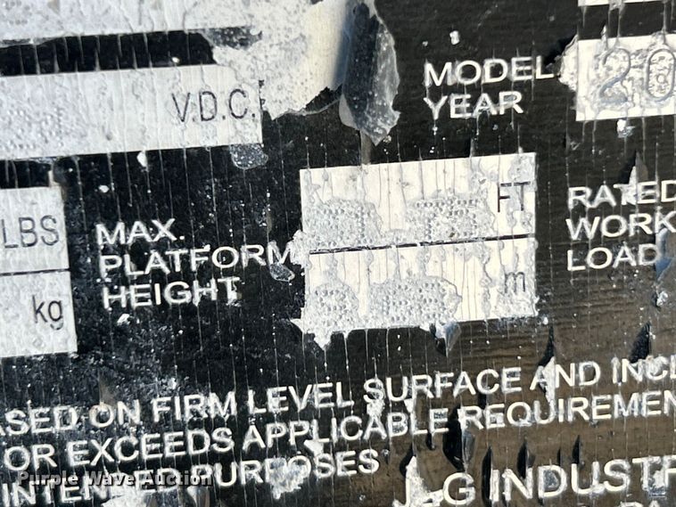 image for item EK4268 2007 JLG 3246 ES scissor lift