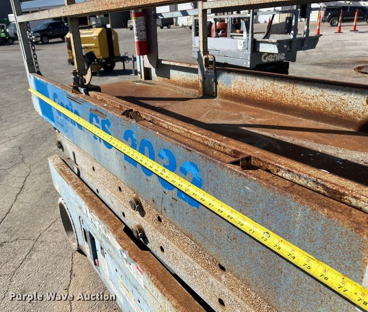 image for item EK4269 Genie GS-2032 scissor lift