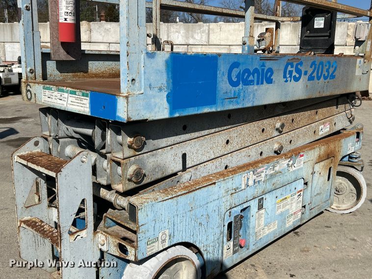 image for item EK4269 Genie GS-2032 scissor lift