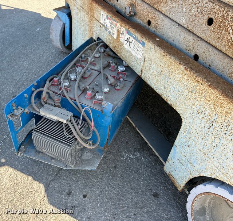 image for item EK4269 Genie GS-2032 scissor lift