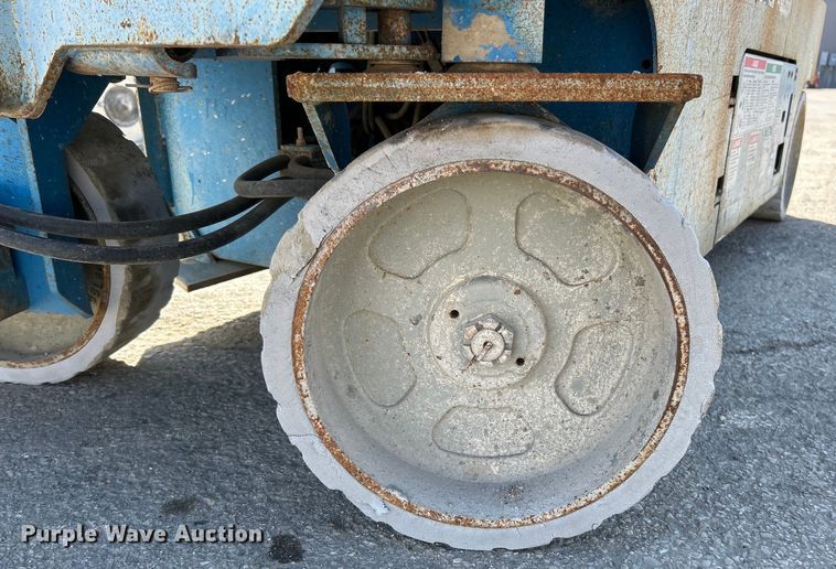 image for item EK4269 Genie GS-2032 scissor lift