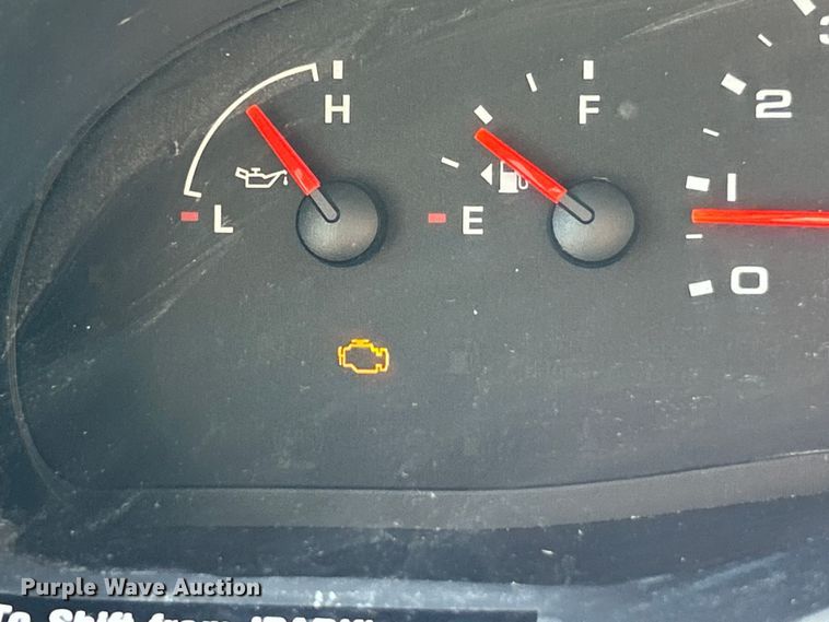 image for item EK4279 2006 Ford E450 box truck