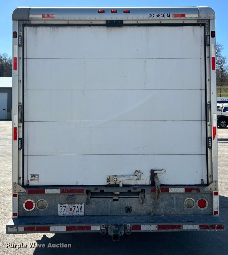 image for item EK4279 2006 Ford E450 box truck