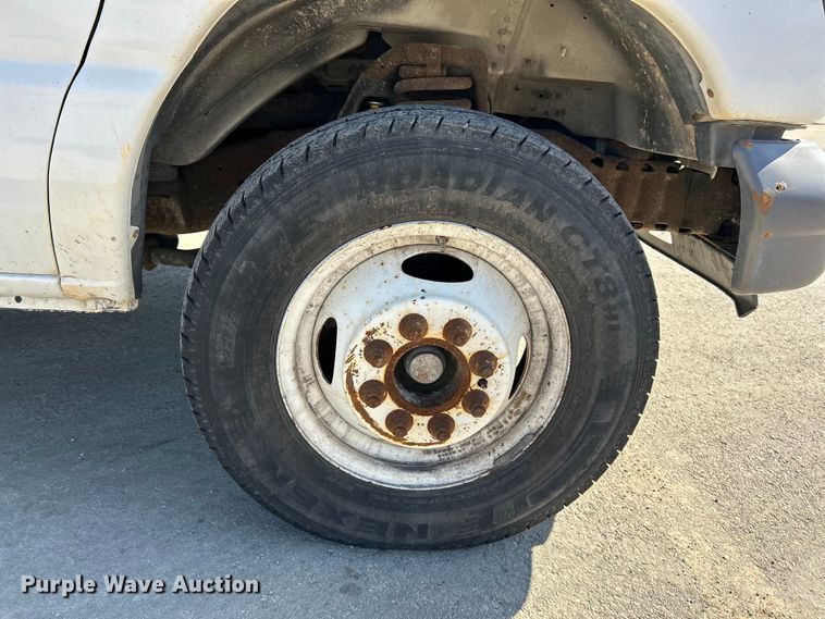 image for item EK4279 2006 Ford E450 box truck