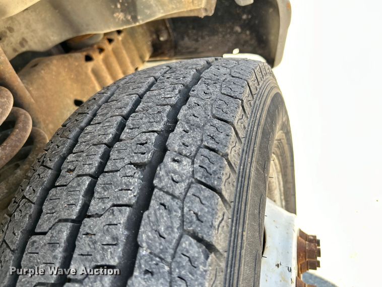 image for item EK4279 2006 Ford E450 box truck