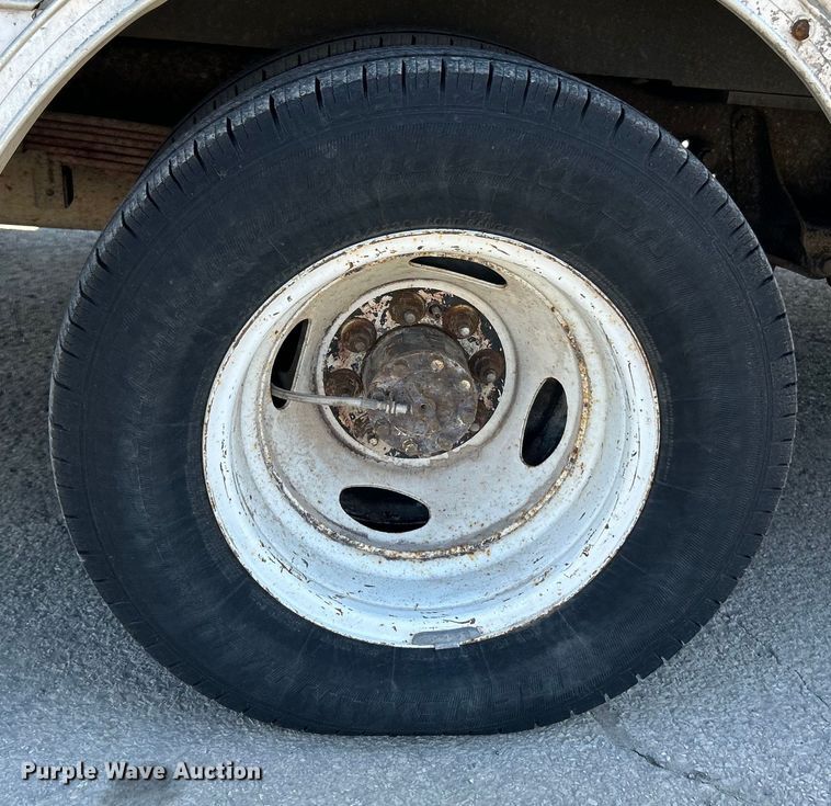 image for item EK4279 2006 Ford E450 box truck