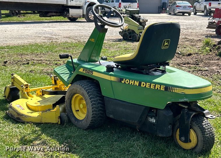 image for item EK4285 John Deere F525 lawn mower