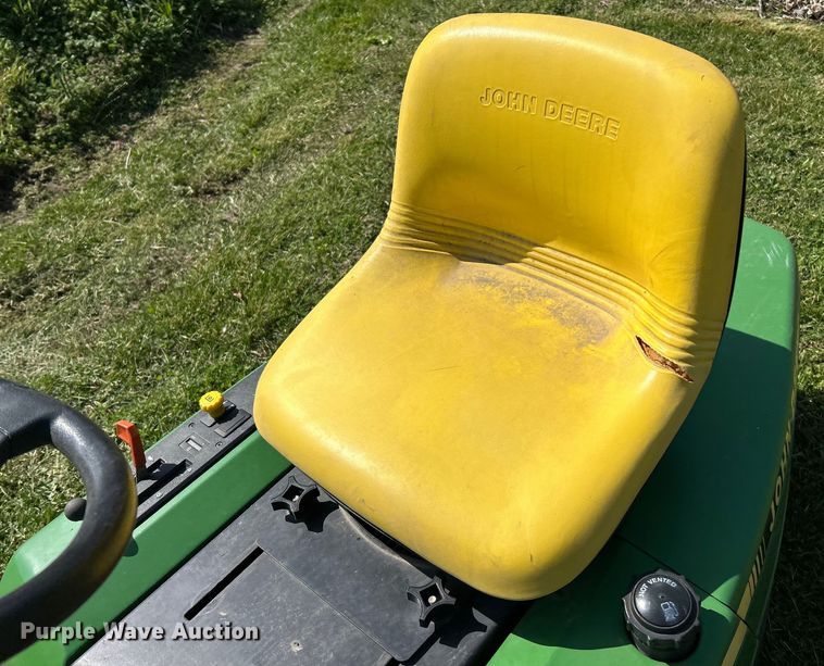 image for item EK4285 John Deere F525 lawn mower