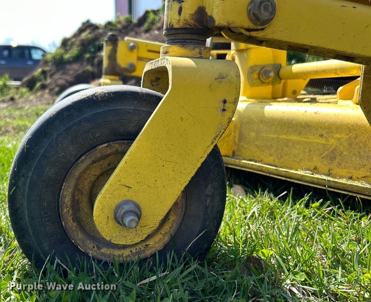 image for item EK4285 John Deere F525 lawn mower