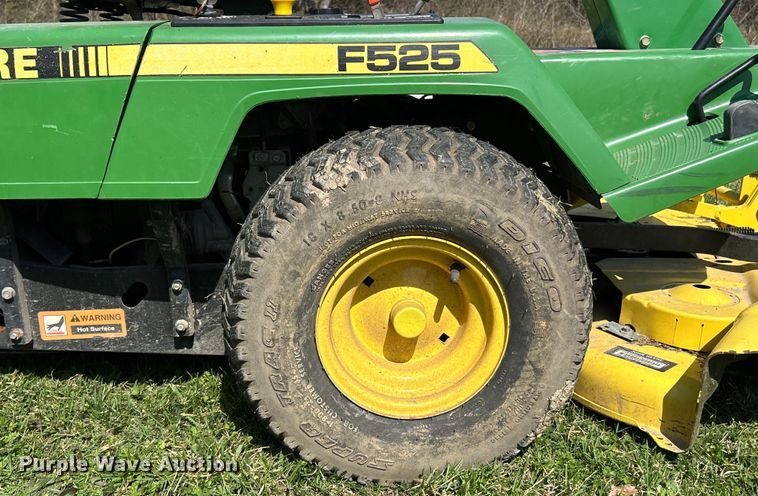 image for item EK4285 John Deere F525 lawn mower
