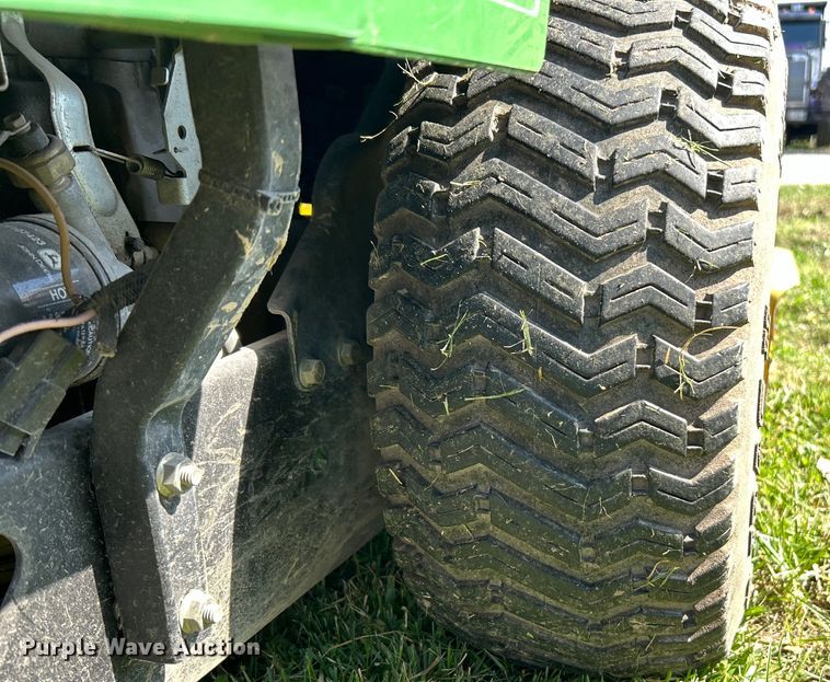 image for item EK4285 John Deere F525 lawn mower