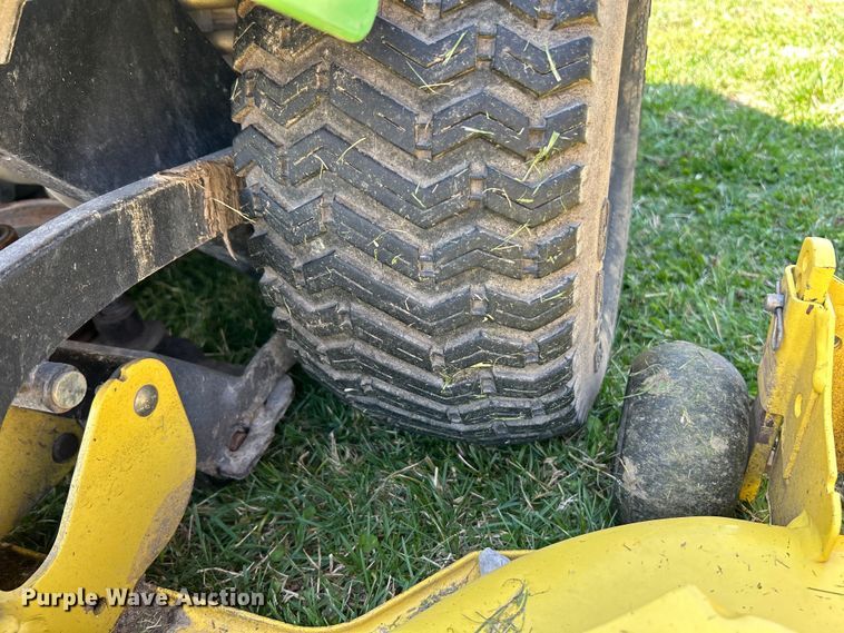 image for item EK4285 John Deere F525 lawn mower