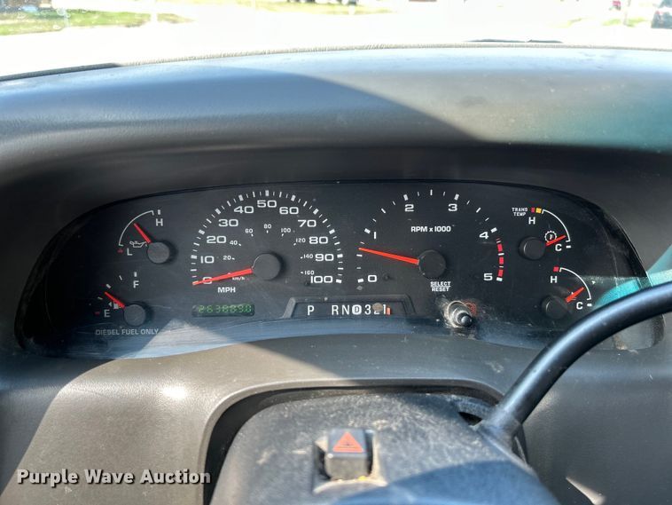 image for item EK4287 2004 Ford  F450 Super Duty XLT flatbed truck