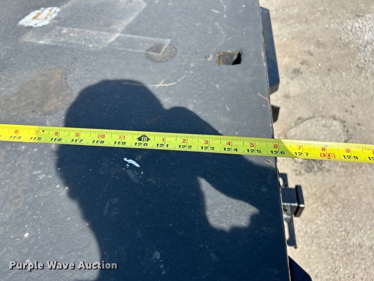 image for item EK4287 2004 Ford  F450 Super Duty XLT flatbed truck