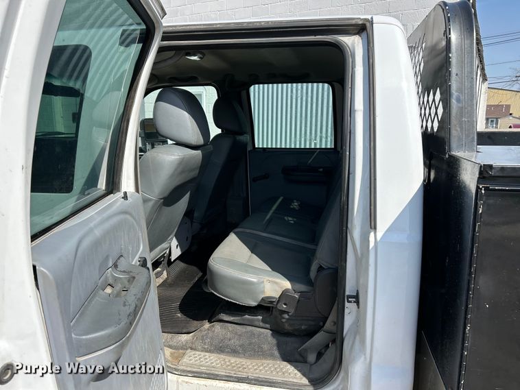 image for item EK4289 2006 Ford F450 Super Duty XL utility / service truck