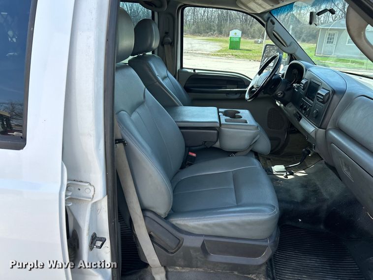 image for item EK4289 2006 Ford F450 Super Duty XL utility / service truck