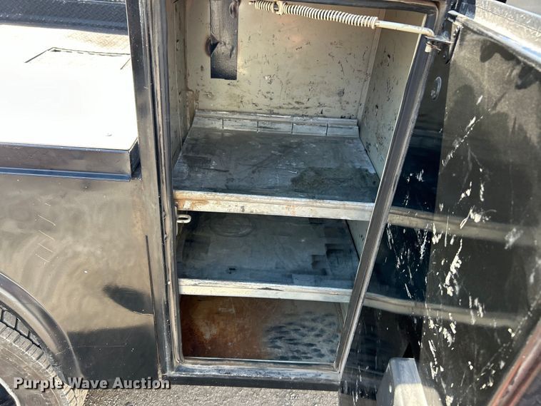 image for item EK4289 2006 Ford F450 Super Duty XL utility / service truck