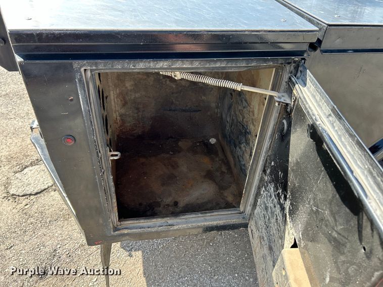 image for item EK4289 2006 Ford F450 Super Duty XL utility / service truck