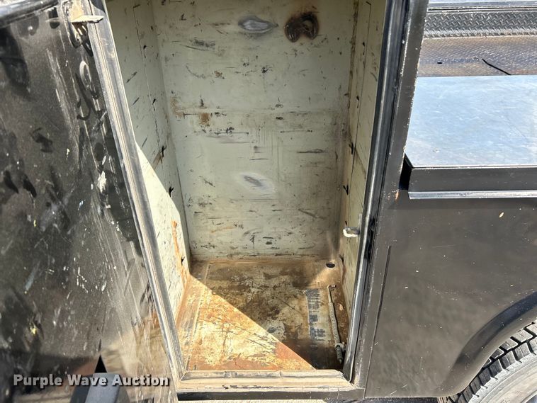 image for item EK4289 2006 Ford F450 Super Duty XL utility / service truck