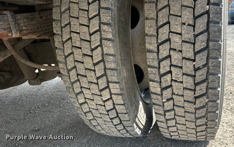 image for item EK4289 2006 Ford F450 Super Duty XL utility / service truck